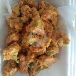 Ayam Goreng Telor Asin