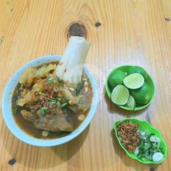 Lontong Kikil Sapi