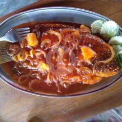 Gurameh Asam Manis / Asam Pedas