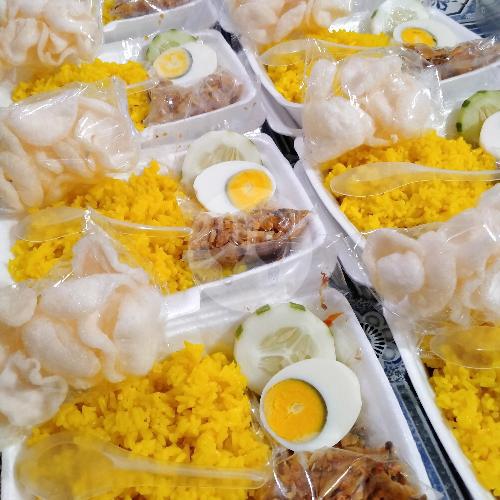 Restoran Manado di Surabaya BAKUREBE