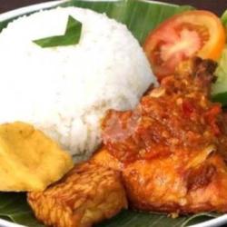 Paket Nasi Ayam Penyet (sambal Goreng)