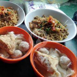 Mie Ayam Rawit Baso Komplit