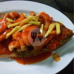 Gurame Saus Pedas