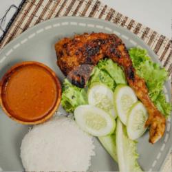 Ayam Taliwang   Nasi   Lalapan   Sate Hati / Ampla  Sambal Pedas Di Bungkus