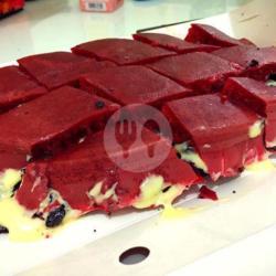 Martabak Bangka Redvelvet Keju