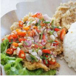 Nasi Ayam Crispy Penyet Sambal Matah