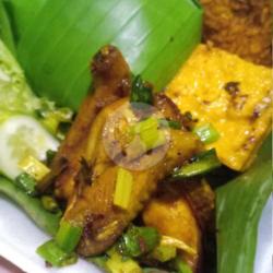 Paket Kumplit Ayam Goreng Negri