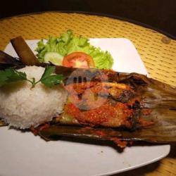 Nasi Ikan Pepes Patin