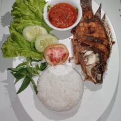 Lalapan Ikan Mujair