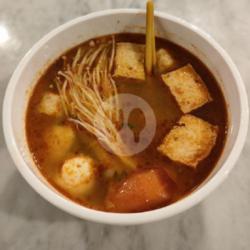 Sop Tom Yam