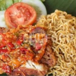 Indomie Ayam Geprek Dahsyat