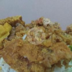 Nasi   Ayam Geprek   Tempe / Tahu Sambal Bawang Level 1-10