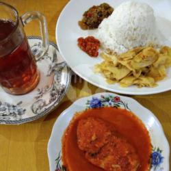 Nasi Ikan Sampadeh