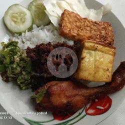 Nase Bebek Tempe Tahu Sambel Ijo Surundrng Madura