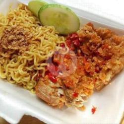 Indomi Ayam Geprek