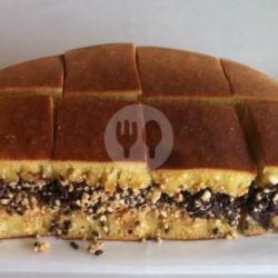 Pisang Kacang Coklat Susu