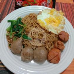 Mie Goreng Rasa Ayam Geprek