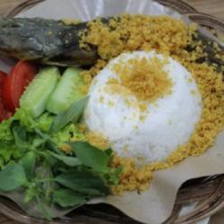 Paket Nasi Uduk Ikan Lele Kremez