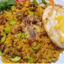 Nasi Goreng Petei Cabe Merah Telur Ayam