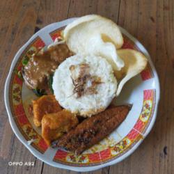 Nasi Pecel Tongkol