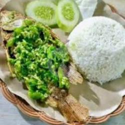 Ikan Nila Tahu   Tempe   Nasi