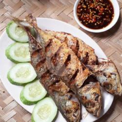 Ikan Peda Goreng Komplit