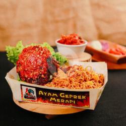 Mie Ayam Crispy Bakar Jalapeno