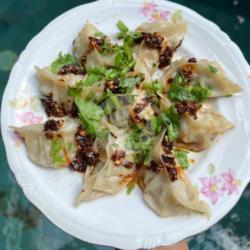 Dumpling Pan Fried With Chili Oil (10pcs)