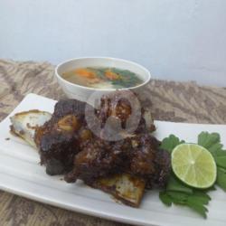 Sop Iga Bakar