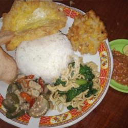 Nasi Campur Telur Dadar/ceplok