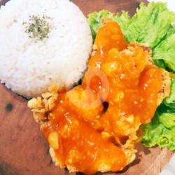Nasi Ayam Crispy Siram Saos Pedas