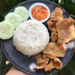 Nasi Kulit Crispy Sambal Keju