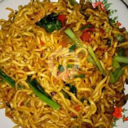 Bak Mie Goreng Pedes Krupuk