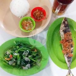 Paket Ikan Salem Nasi Kangkung