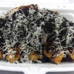 Banana Crispy Keju Oreo