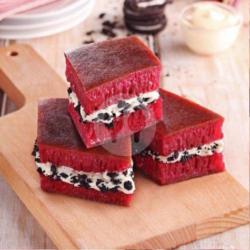Red Velvet Keju Pisang Coklat