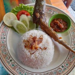 Pecel Lele Sambel Terasi Limo