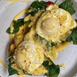 Salmon Eggs Benedict