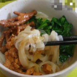 Kwetiau Ayam Ceker