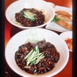 Jjajangmyeon Dakgogi (ayam/beef)