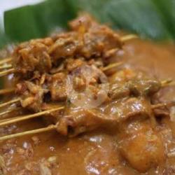 Sate Kacang Ayam