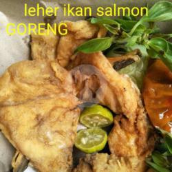 Leher Ikan Salmon Goreng