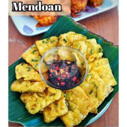 Tempe Mendoan Gurih Isi 8   Sambal Kecap Pedas Enak