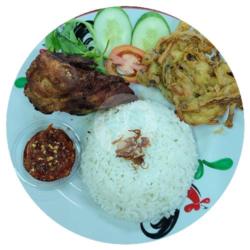 Nasi Ayam Spesial Miso Sambal Bawang Hot