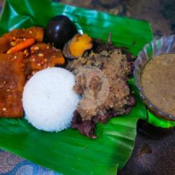 Nasi Gudeg Krecek Telor