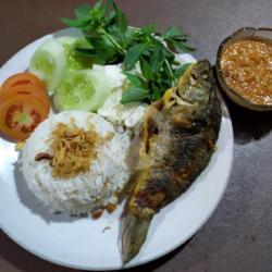 Paket Pecel Ikan Mas   Nasi