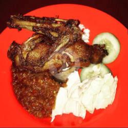 Bebek Goreng