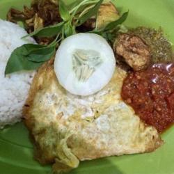 Nasi Sambelan Telur Dadar   Teh Hangat/panas