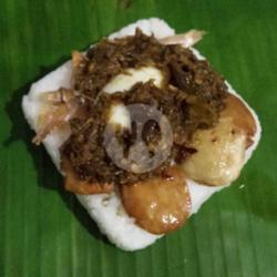 Nasi Telor Spesial Jengkol Sambalado Ijo