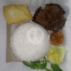 Nasi Bebek Bumbu Hitam